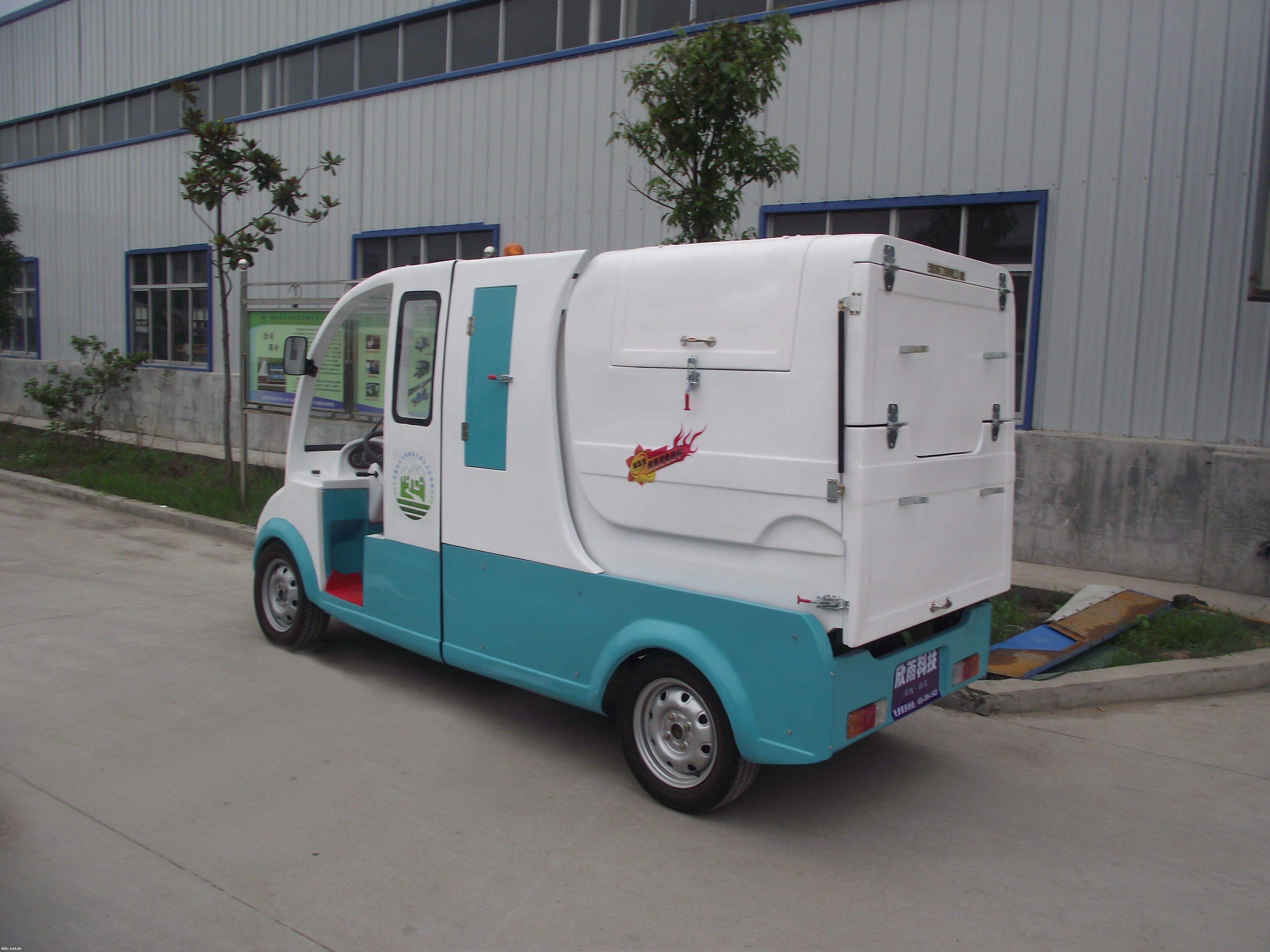小型电动清运车