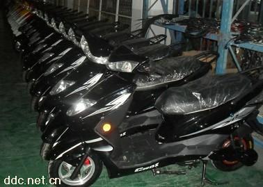 电动车电瓶没电了还能行驶300公里的世界星长跑王电动车