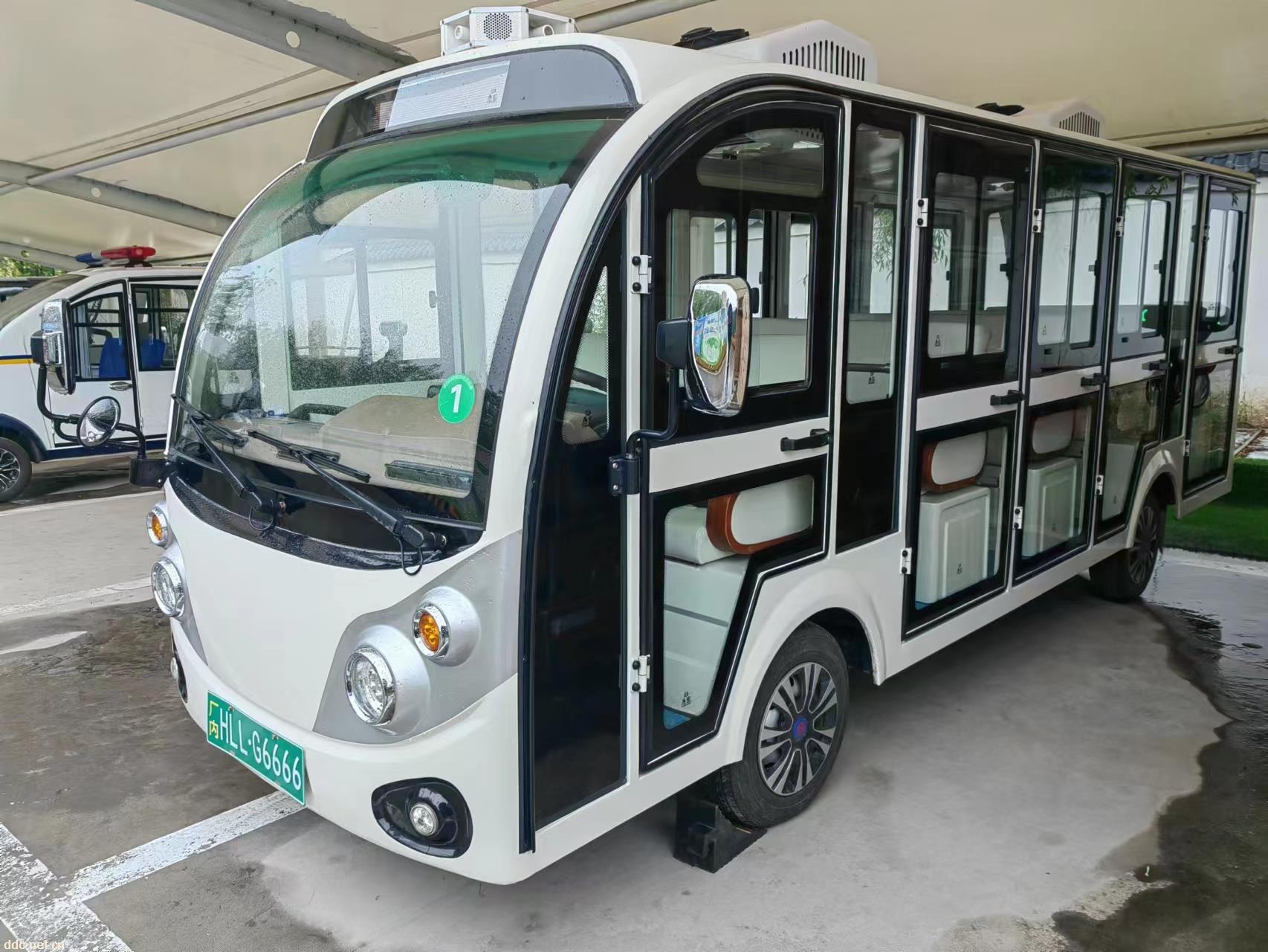 十四座豪华双空调锂电池游览观光车