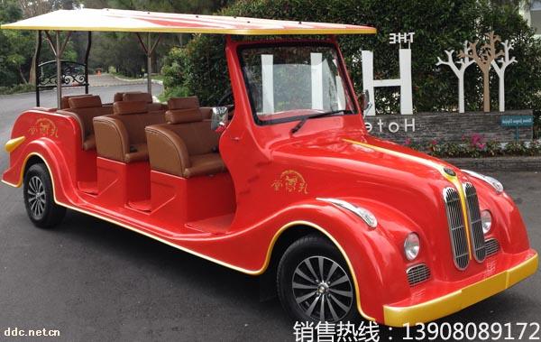 八人座电动老爷车