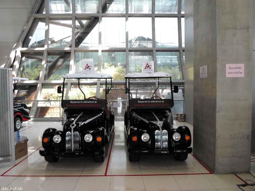 绿通六人座电动老爷车