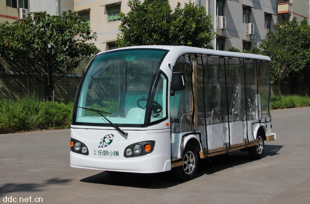 佰特11座电动观光车-封闭透明雨帘