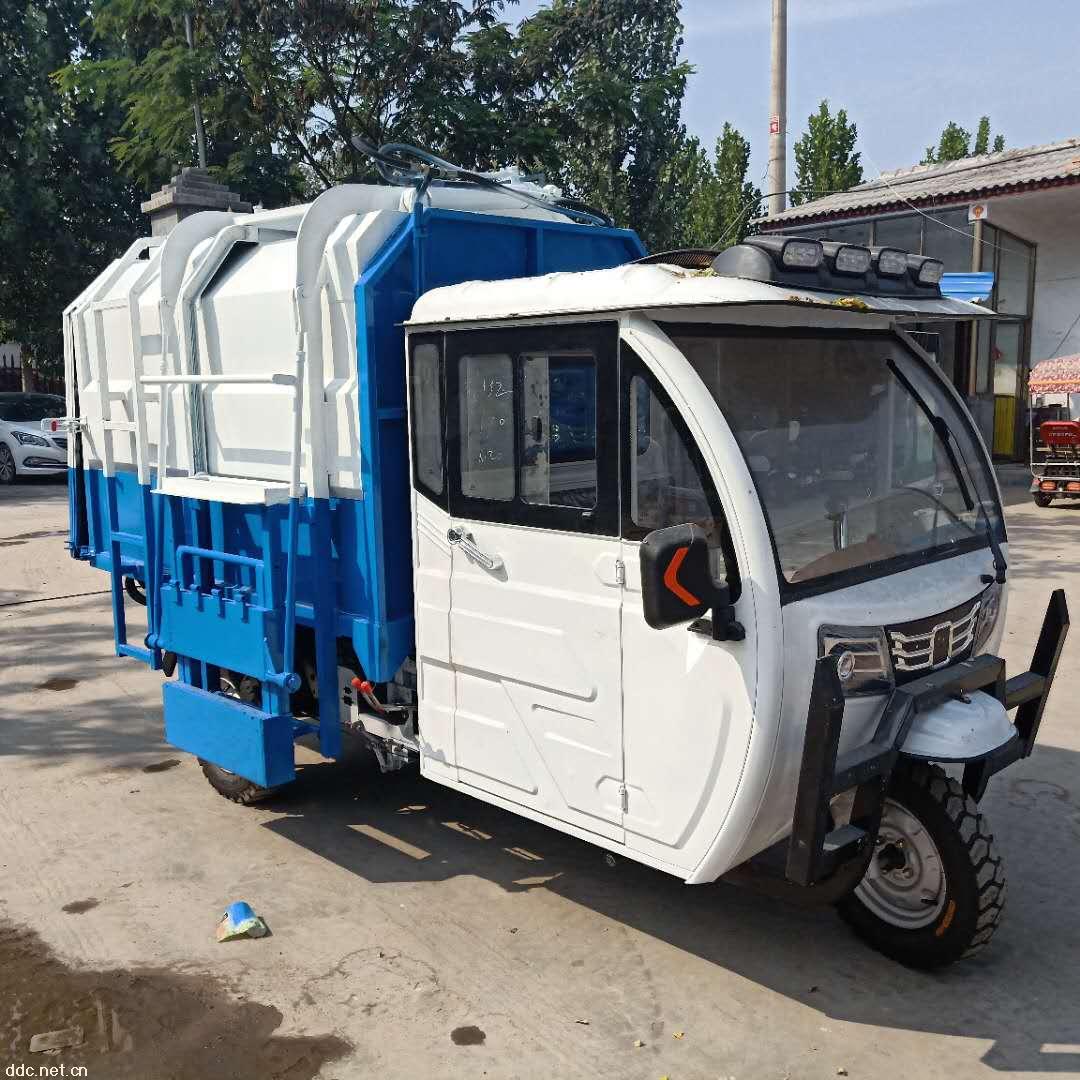 小型电动垃圾车