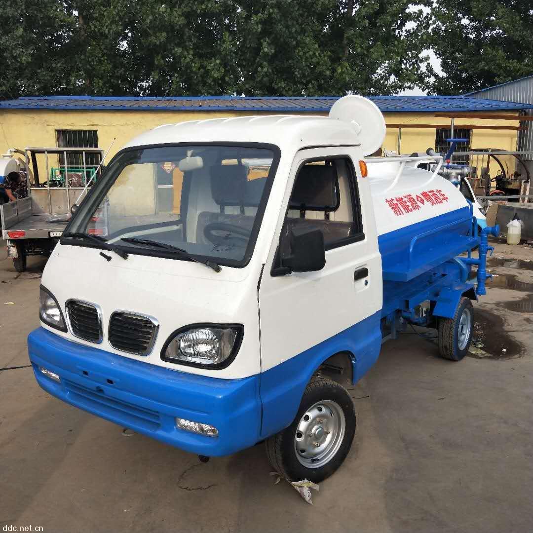 电动洒水车