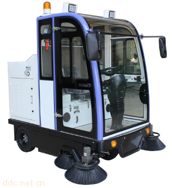 SD2000QF电动扫地车